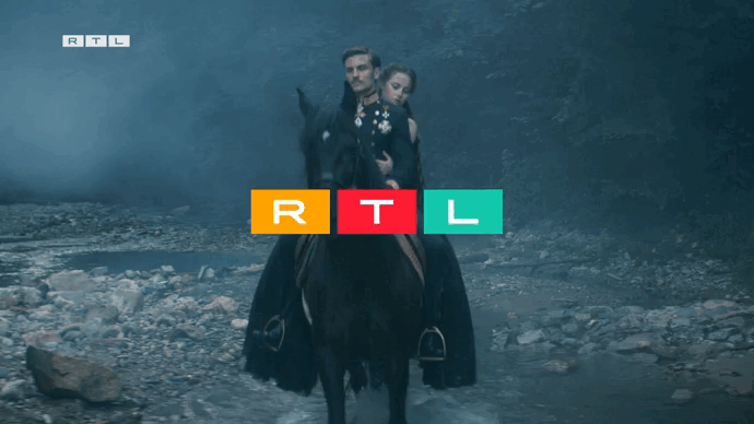 Florian Schneider Creative Director RTL Plus Kampagne GIF